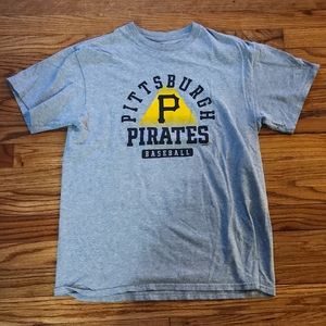 Pittsburgh pirates t-shirt, M